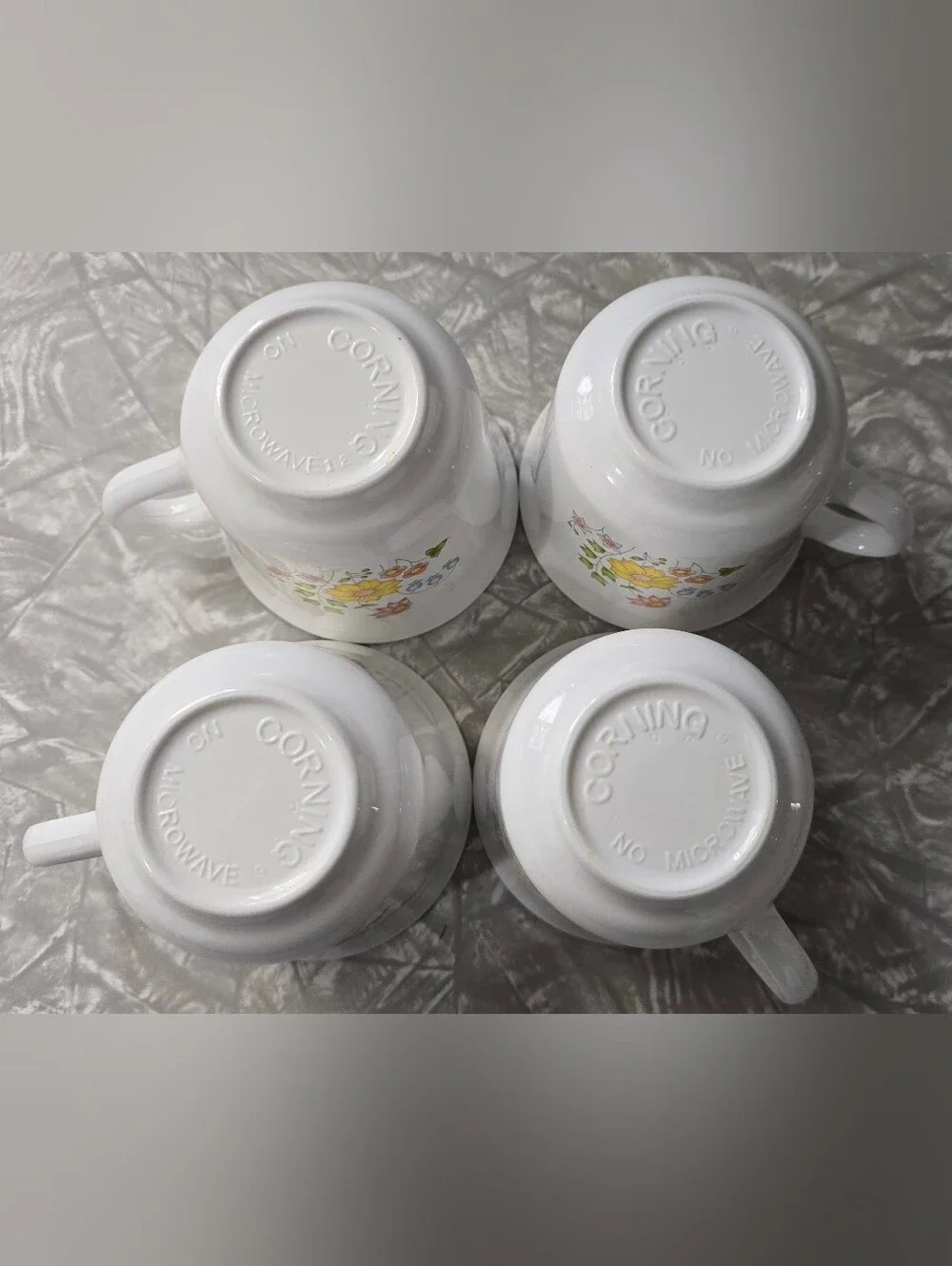 Corning Embossed Bottom Spring Meadow Mugs Set Of 4